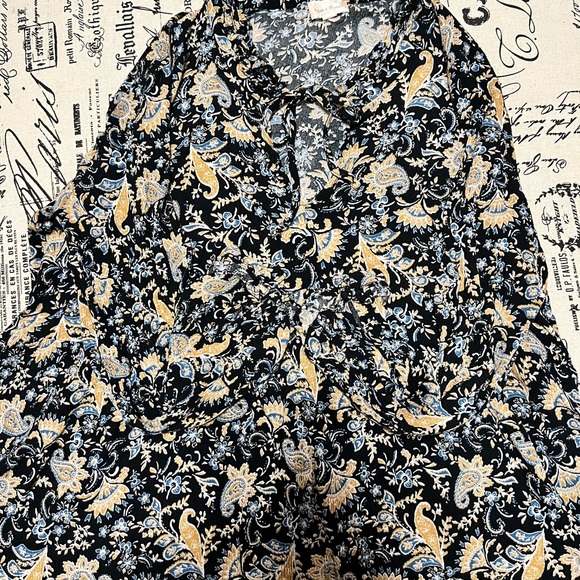 Hem & Thread Large black dress - Picture 5 of 10